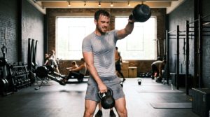 How to Pick Moisture-Wicking Gym Shirts for Maximum Comfort in 2026